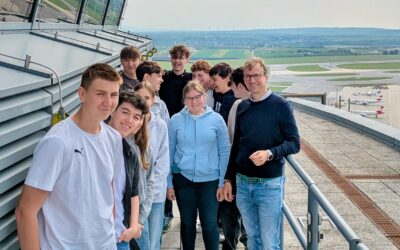 Mit den Profis im Tower – HTL-Schüler:innen erkunden das Nervenzentrum der Luftfahrt